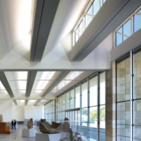 Renzo Piano - Resnick Pavilion, interior view